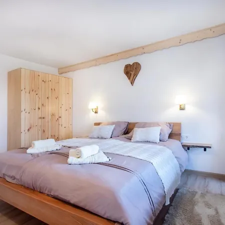Honey Apartment *