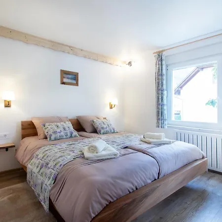 Honey Apartment *