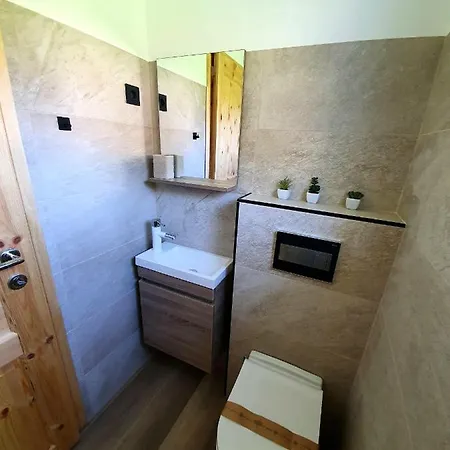 Honey Apartment