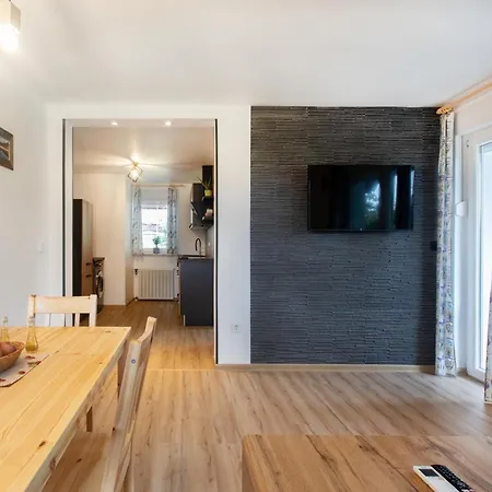 Honey Apartment *